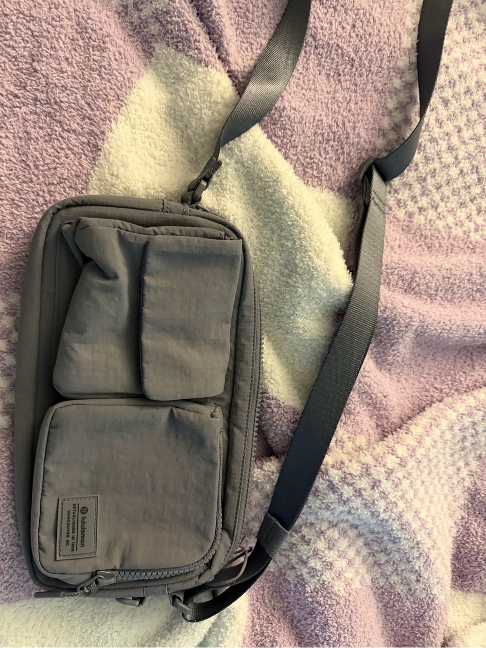 Compact Gray Men's Crossbody Sling Bag